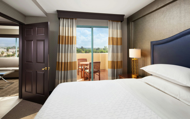 photo 3 of Sheraton Fairplex Suites & Conference Center