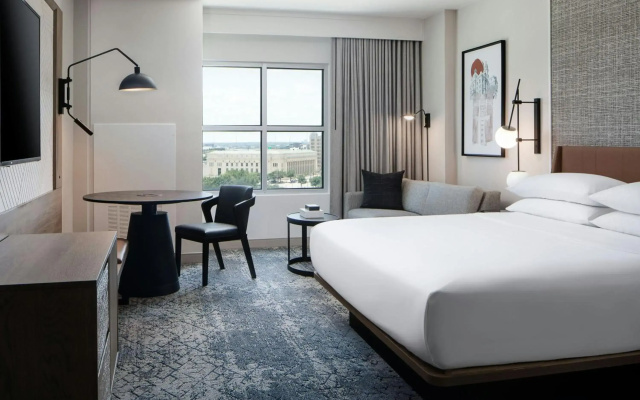 photo 3 of Sheraton Fort Worth Downtown Hotel