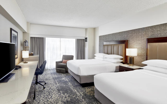 photo 4 of Sheraton Indianapolis Hotel at Keystone Crossing