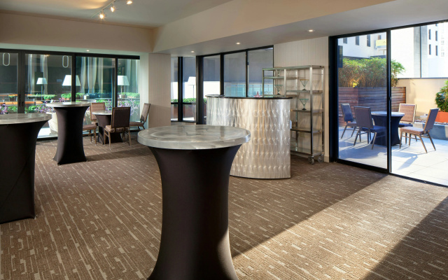 photo 2 of Sheraton Grand Los Angeles