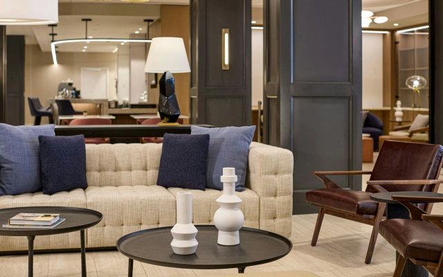 photo 3 of Sheraton Philadelphia University City Hotel