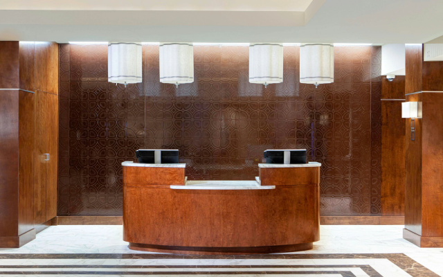 photo 2 of Sheraton Pittsburgh Airport Hotel