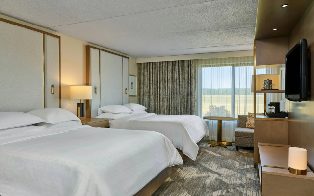 photo 4 of Sheraton Portland Airport Hotel