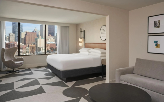 photo 4 of Sheraton Pittsburgh Hotel at Station Square