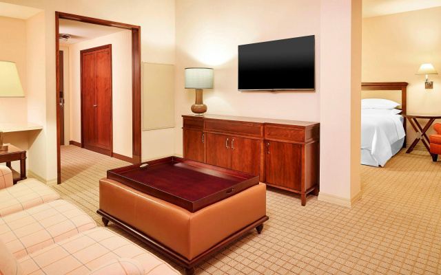 photo 3 of Sheraton Stonebriar Hotel