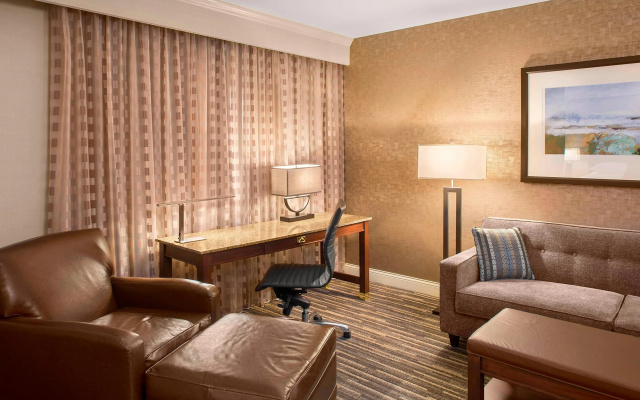 photo 4 of Sheraton Suites Akron Cuyahoga Falls