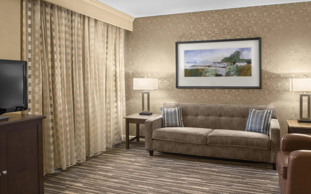 photo 5 of Sheraton Suites Akron Cuyahoga Falls