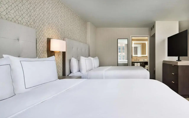 photo 5 of Hilton Kansas City Country Club Plaza