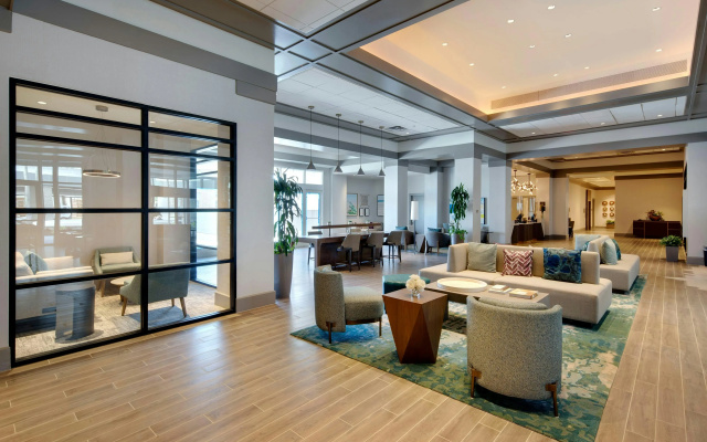 photo 2 of Sheraton® Suites Fort Lauderdale West