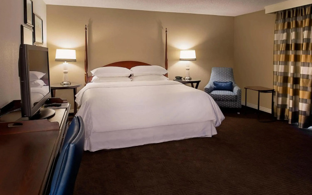 photo 5 of Sheraton Westport Chalet Hotel St. Louis