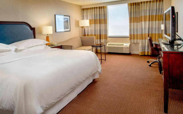 photo 4 of Sheraton Westport Plaza Hotel St. Louis