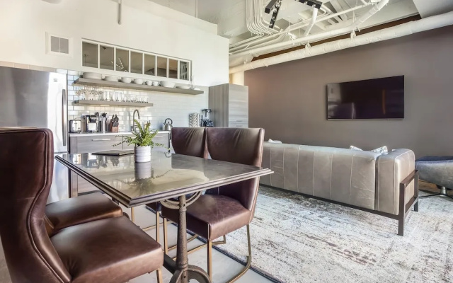 photo 5 of Sherwood Loft