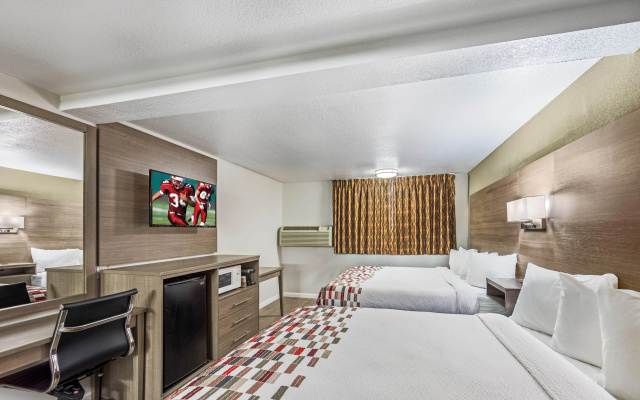 photo 3 of Ramada by Wyndham Medford Airport North