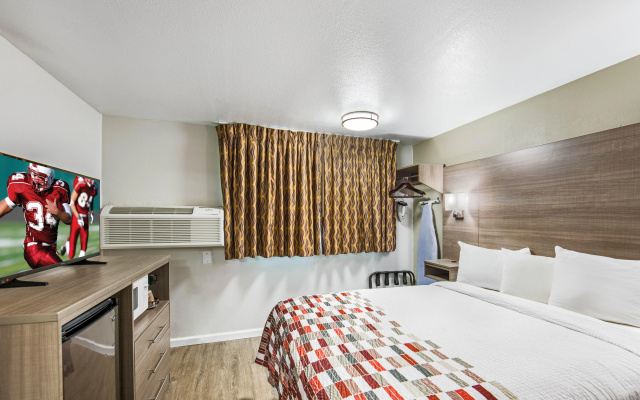 photo 5 of Ramada by Wyndham Medford Airport North