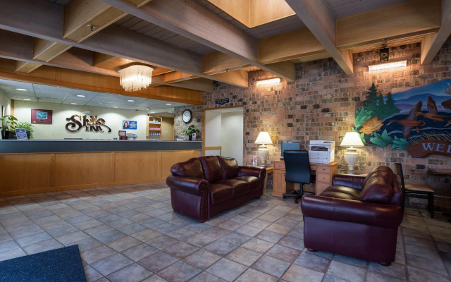 photo 2 of Hotel Thea Tacoma, Ascend Hotel Collection