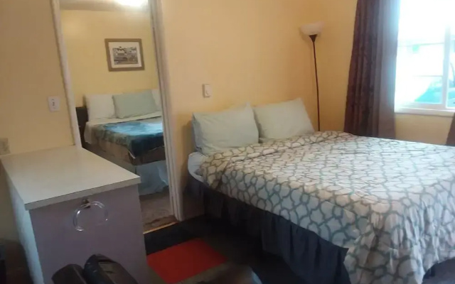 photo 5 of Shiny Motel