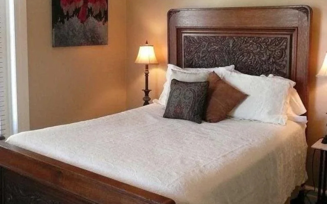 photo 4 of Shining Dawn Bed & Breakfast