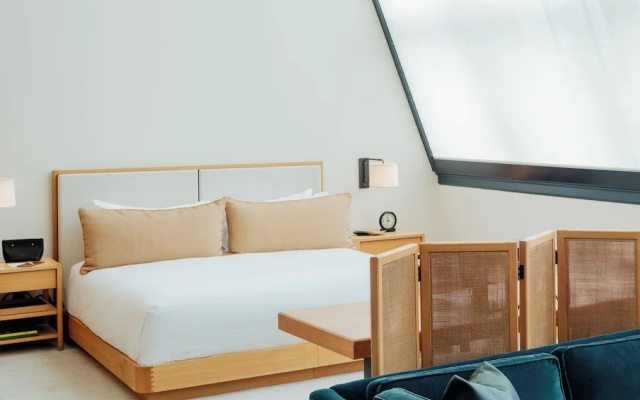 photo 2 of Shinola Hotel
