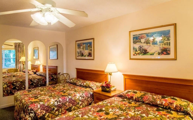 photo 2 of Shore Haven Resort Inn
