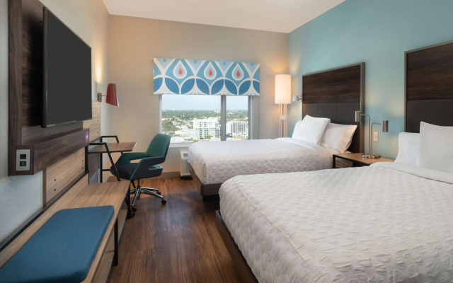 photo 3 of Shore Hotel
