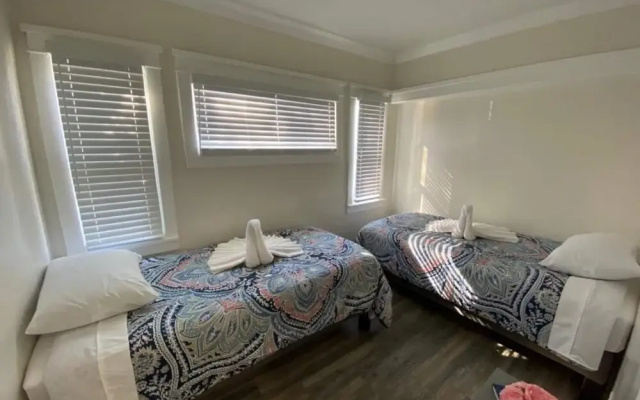 photo 3 of Shore Living At Its Best! A Great Space For Your Family Vacation In Long Beach. 2 Bedroom Apts by Redawning