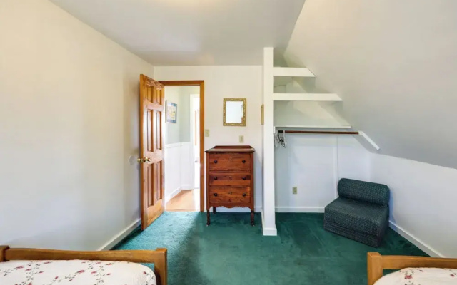 photo 4 of Shorefront House w/ Views, 14 Mi to Acadia NP