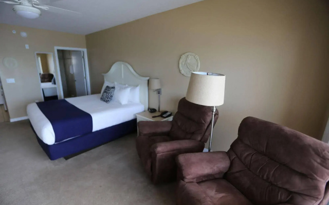 photo 4 of Shoreline Island Resort - Exclusively Adult