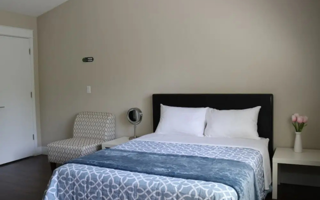 photo 4 of Shoreline Mini Inn