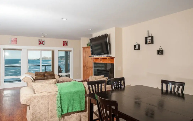 photo 2 of Shoreline Ridge Condos