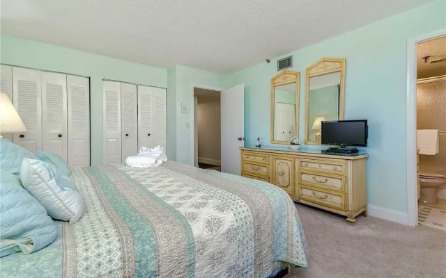 photo 4 of Shores of Madeira 205 - Two Bedroom Condo