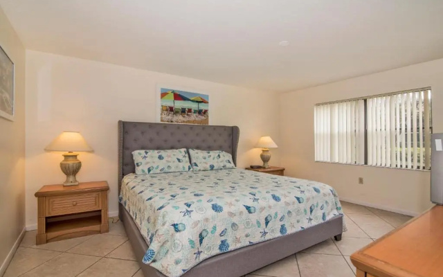 photo 5 of Shorewalk 2 Bedroom 2 Bathroom Near IMG And Bradenton Beach
