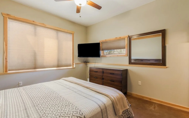 photo 3 of Show Me Mountain Views -- 20-ncd0130 3 Bedroom Home by RedAwning