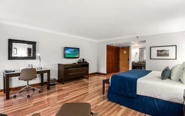 photo 4 of Miami Lakes Hotel