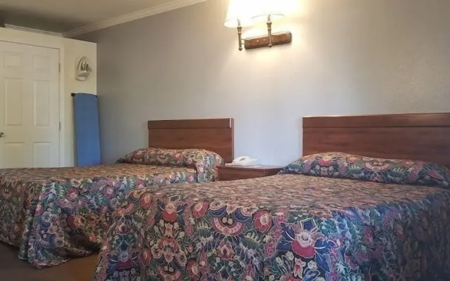 photo 4 of Sierra Crossing Motel