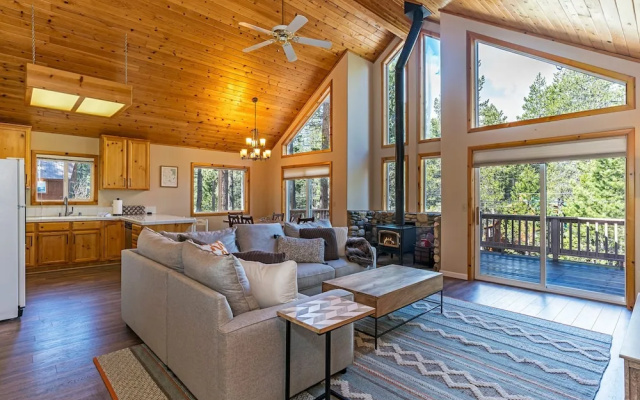 photo 3 of Sierra Haven by Tahoe Mountain Properties