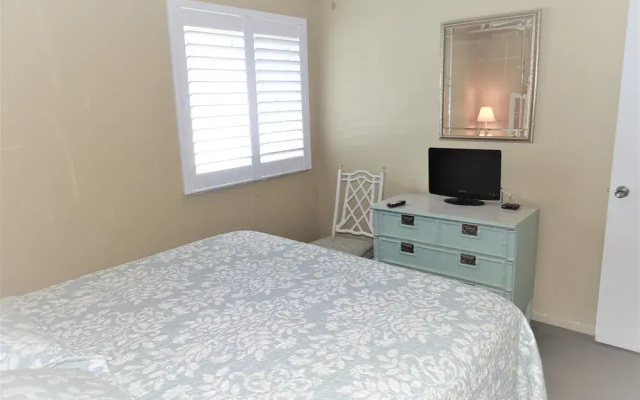 photo 2 of House of The Sun Siesta Key Crescent Beach