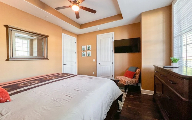 photo 3 of Sightseer Studio 47-4 2 Bedroom Condo