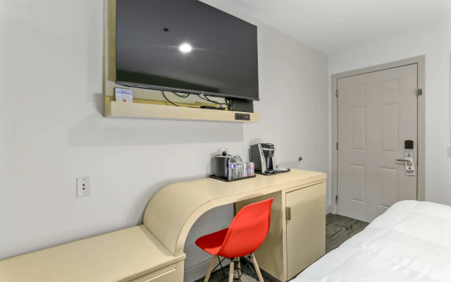 photo 3 of Signature Inn Berkeley