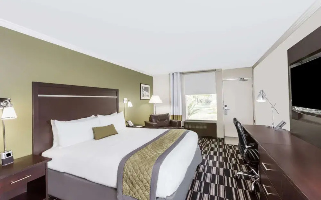 photo 2 of Wyndham Garden San Jose Airport