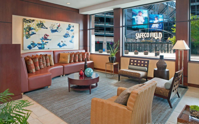 photo 2 of Silver Cloud Hotel - Seattle Stadium