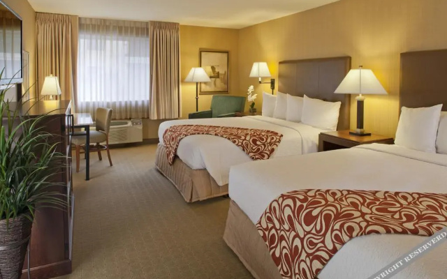 photo 5 of Silver Cloud Inn - Bellevue Downtown