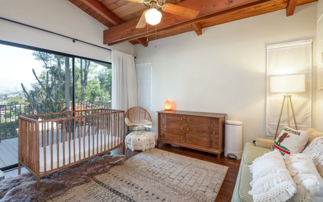 photo 2 of Silver Lake 3br W/ Water Views 3 Bedroom Home