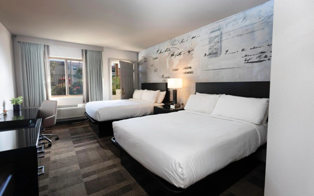 photo 3 of Silver Sevens Hotel and Casino, a Wyndham Garden