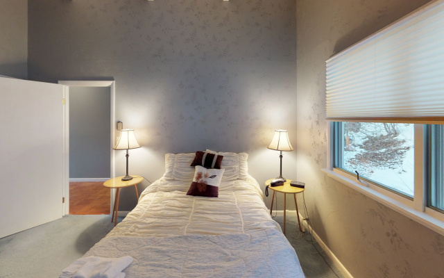 photo 3 of Silver Spring Chalet