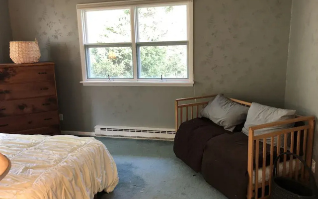 photo 2 of Silver Spring Chalet - GetAway