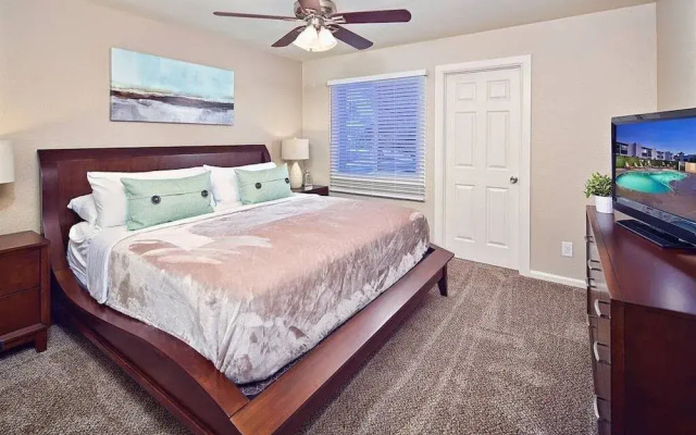 photo 3 of Silverado Townhouse