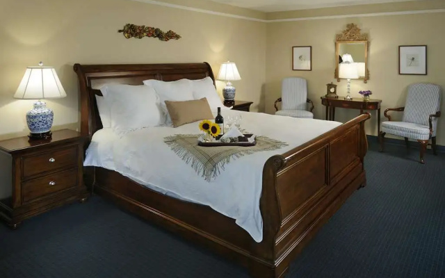 photo 3 of Simsbury inn