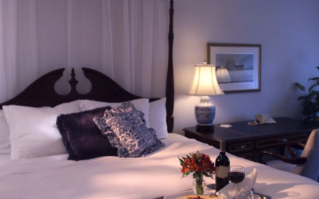 photo 4 of Simsbury Inn