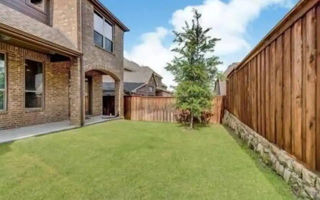 photo 5 of Single Family Home in Dallas