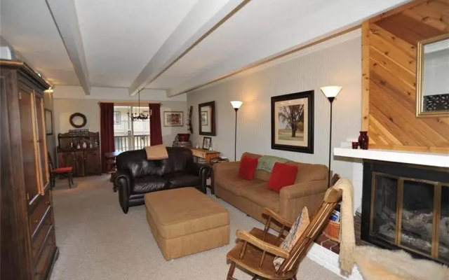 photo 2 of Ski and Racquet B102 (Condo with Pool & Hot Tub)